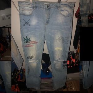 Denim jeans with designs